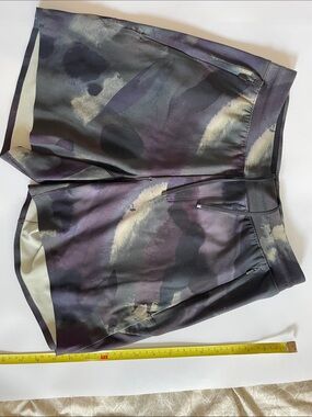 Lululemon camo Print Athletic yoga Shorts in Black, Purple, Cream
